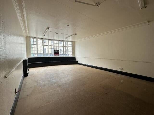 Looking for commercial space to rent in Buxton town centre, Derbyshire? Photo 1