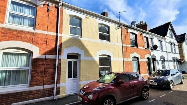 Fully Refurbished 5 Bedroom HMO Property in Barnstaple, Devon with High Rental Potential for Sale Photo 1