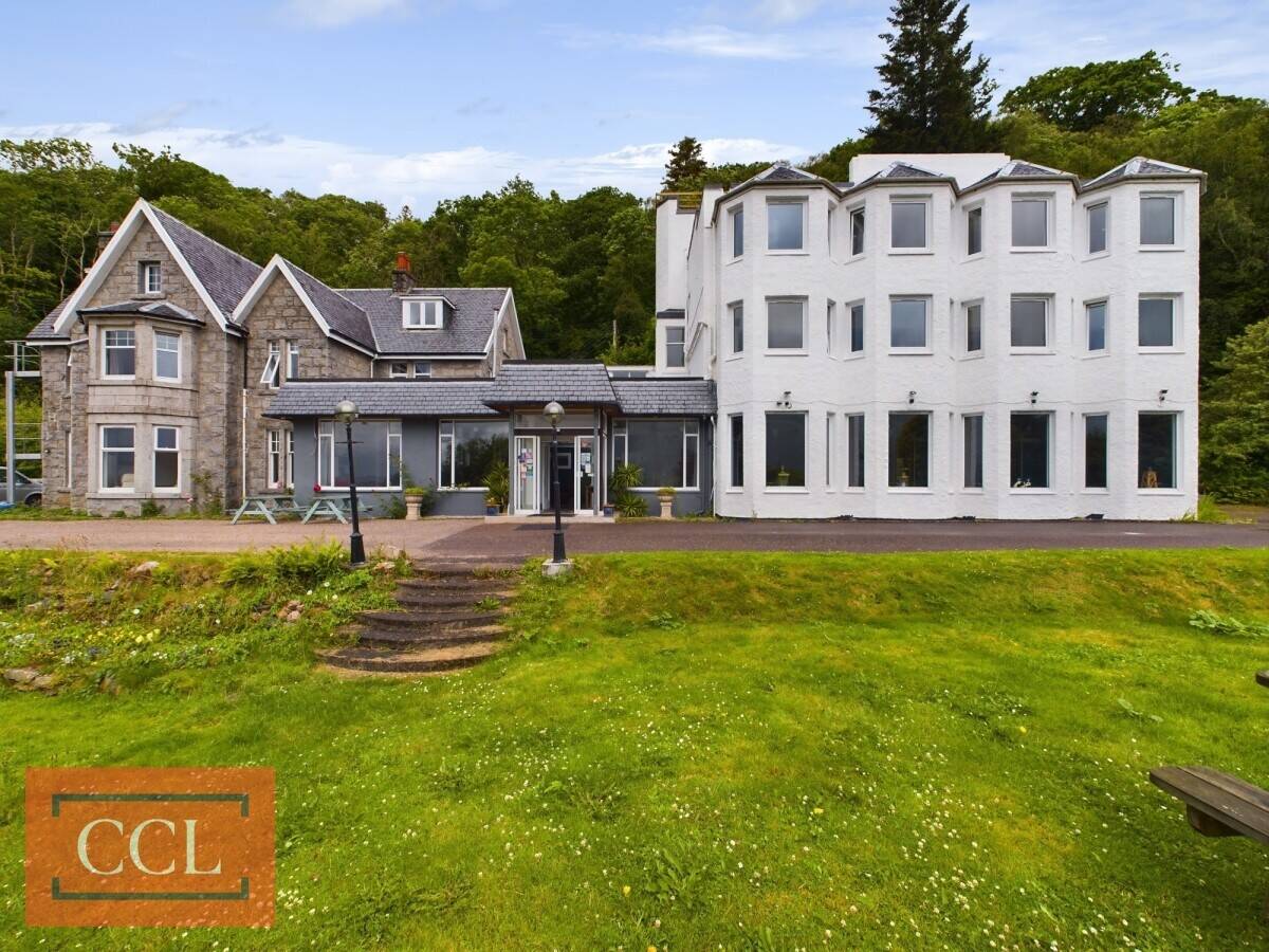 Victorian Villa with Modern Extension Hotel in Scottish Highlands for Sale Photo 1