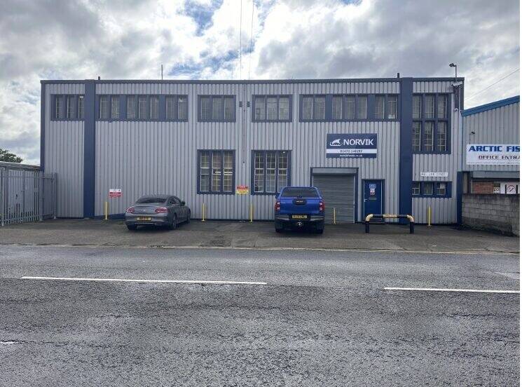 Prime Food Manufacturing Facility Available in Grimsby, Perfect for Expansion Photo 1