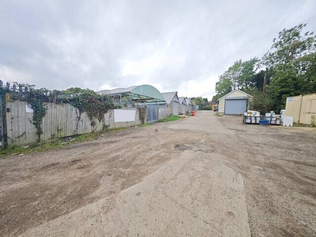 SECURE YARDS TO LET - FROM £14,500 PA – LEASEHOLD Approx. 3,200 to 11,900 SQ. FT. Photo 2