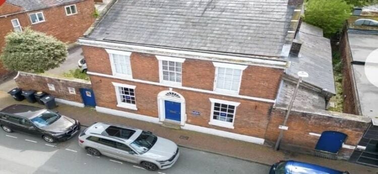 Versatile Detached Georgian Office Building in Heart of Middlewich Cheshire for Sale Photo 1
