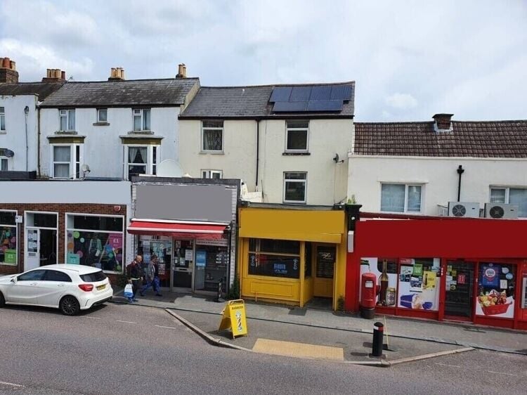 Large Freehold Retail Unit and Spacious Two-Bed Flat in Prime Kent Location Photo 1