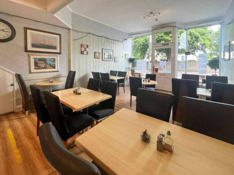 Profitable Café/Tearoom Business with Prime Location in St Marychurch, Torquay, Devon Photo 2