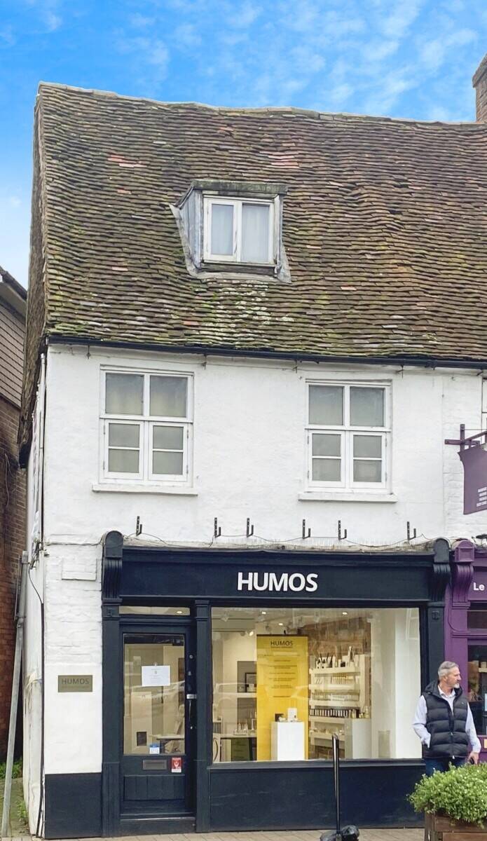Commercial Premises To Let over three levels in Church Road, Caversham - 1000 sq. ft - DR1635 Photo 2