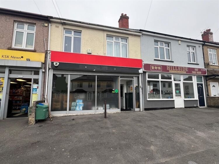 A partially fitted restaurant of approx 710 ft² benefiting from commercial extraction, bar, friends, and a partially fitted kitchen. we understan Photo 1