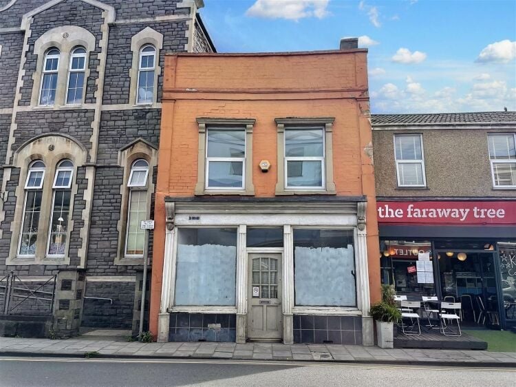 Bristol Office Building with Conversion Potential and Stunning Views for Sale Photo 1