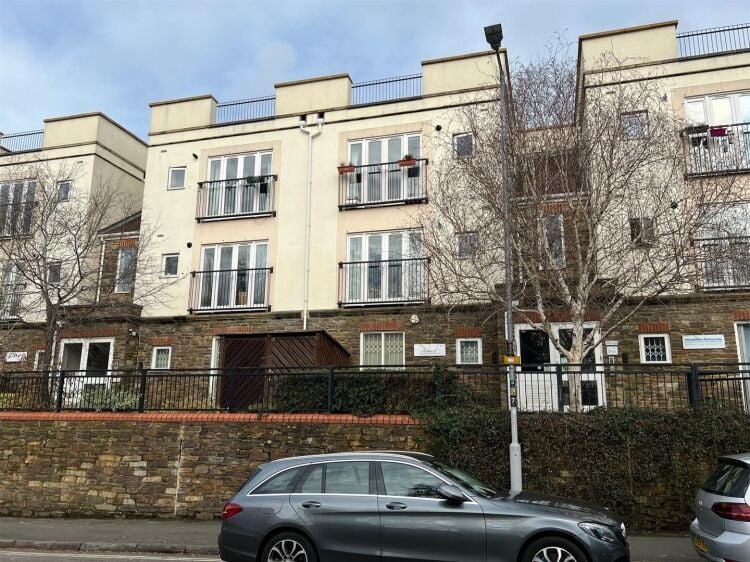 Double Fronted Office Space for Sale Near Montpelier Train Station in Bristol Photo 1