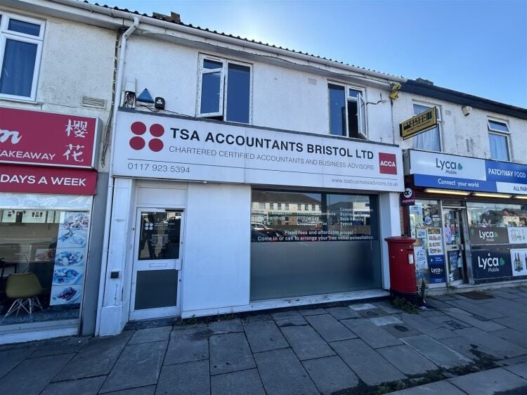 Ground floor retail unit of approximately 505 sq ft arranged as open plan shop space. the shop is strategically located within a diverse parade of sho Photo 1