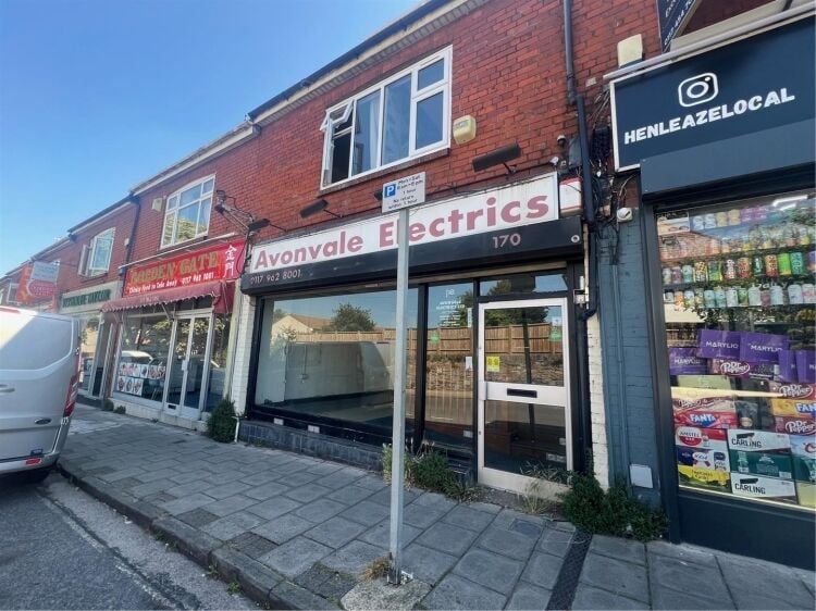 Bristol Ground Floor Shop with Off-Street Parking and 1000 sq.ft. Space for Sale Photo 1
