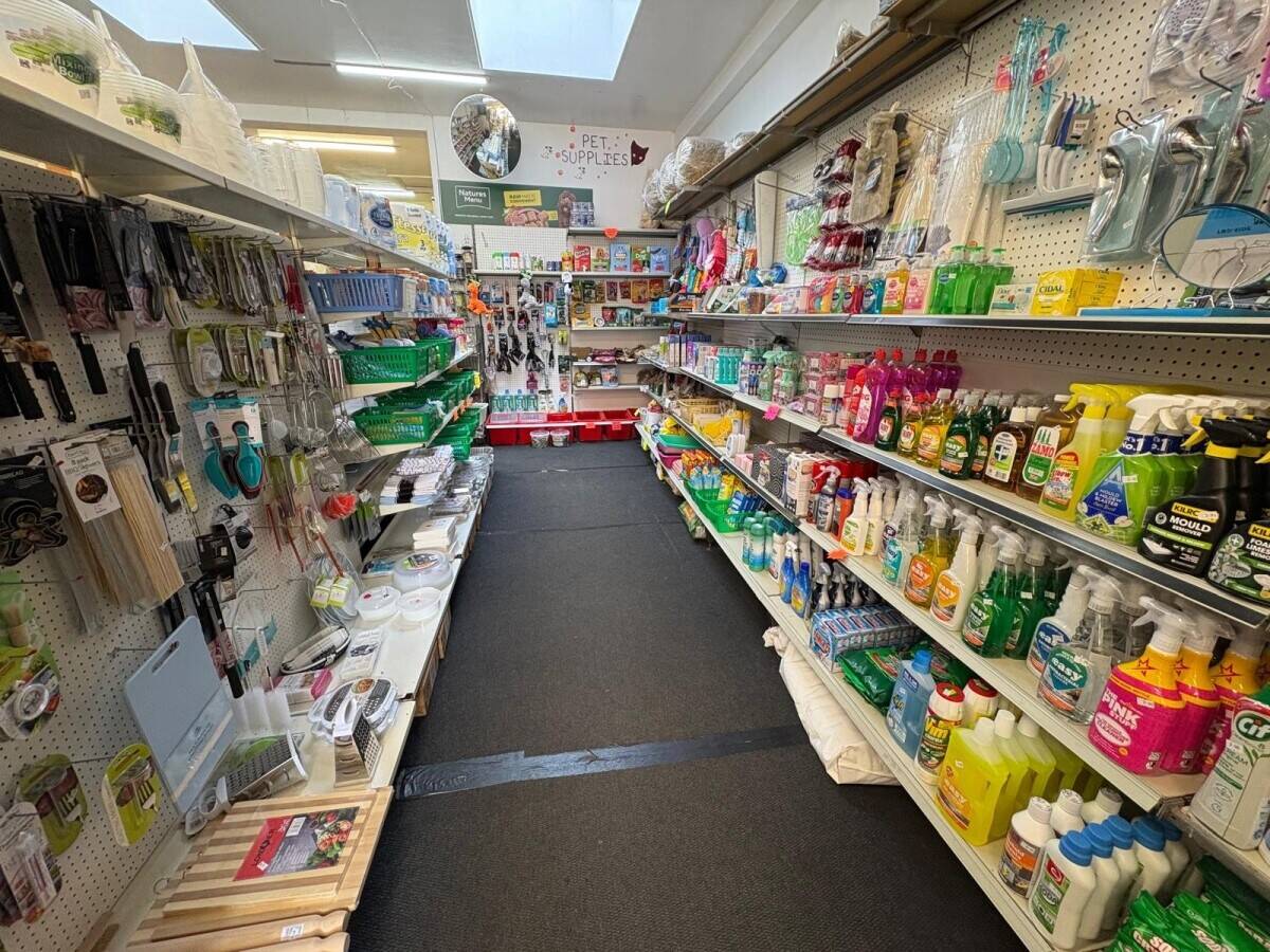 Thriving homeware and pet food retail business for sale in bustling South Essex market square Photo 1