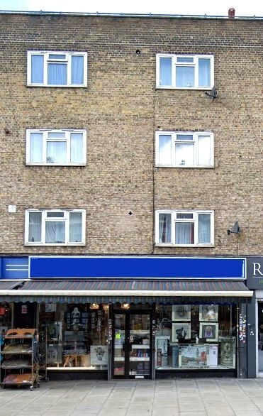 Opportunity to acquire curtains business in West Norwood with Ref CS0553 Photo 1