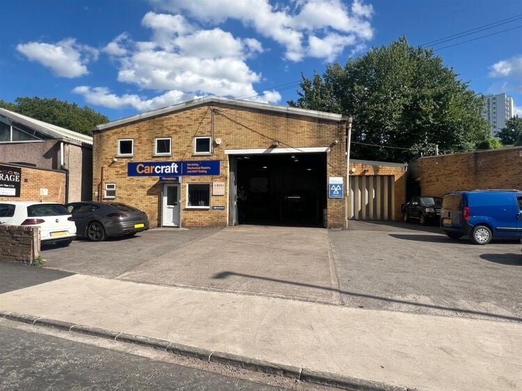 Vehicle repair business for sale in Bedminster Bristol with strong trading history Photo 1
