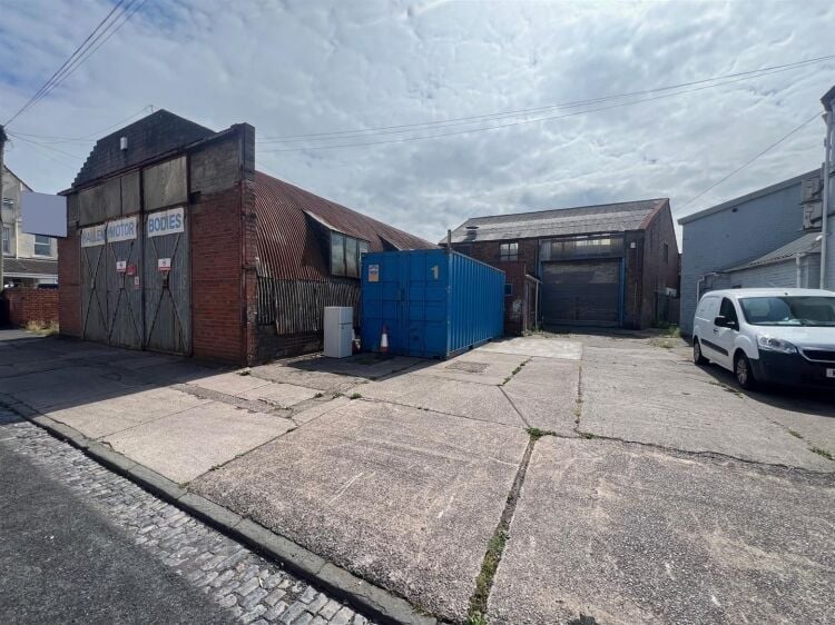 Former vehicle repair garage with workshops and offices in Avonmouth, Bristol Photo 1