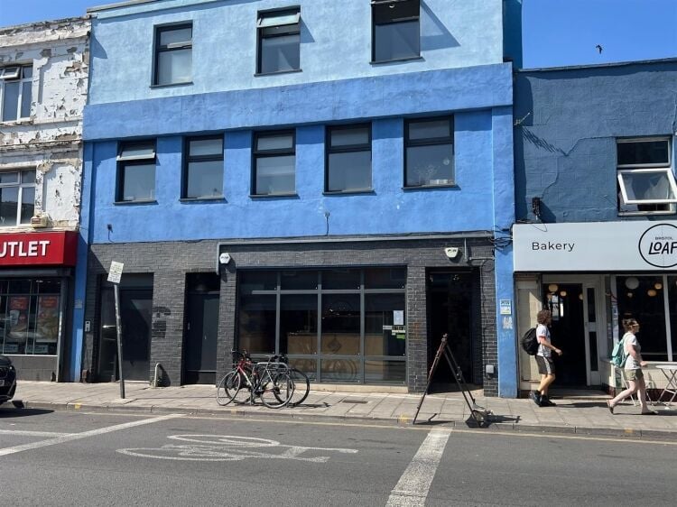 Modern bakery for sale in Bristol with long-term lease in high foot traffic area Photo 1