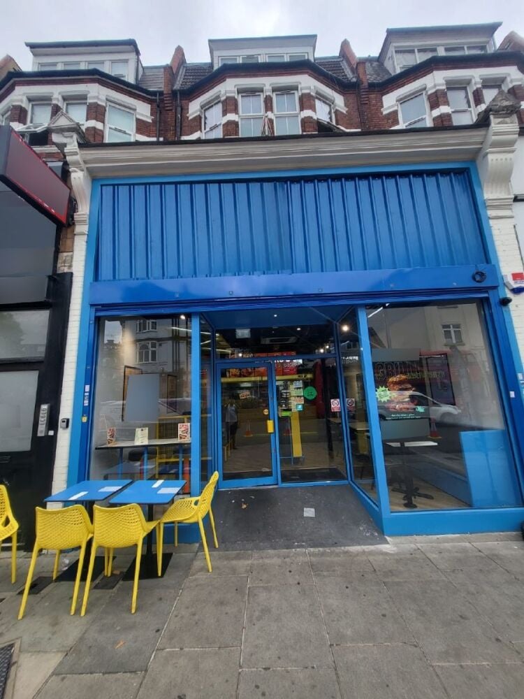 Fast Food Restaurant for Sale in Prime North London Location Photo 1