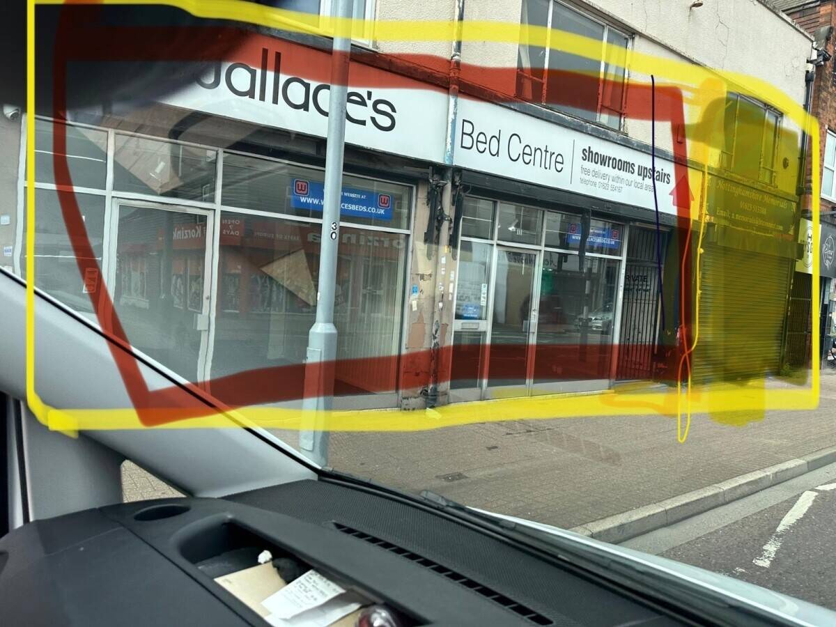 Shop to rent Photo 1