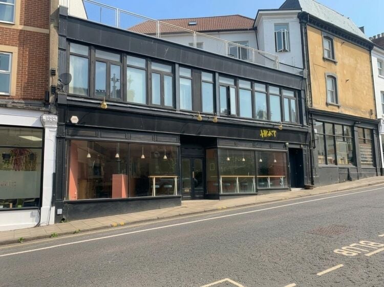 A ground floor former bar of approximately 900ft² (84m²) located in a central bristol on colston street. the premises is predominantly open Photo 1