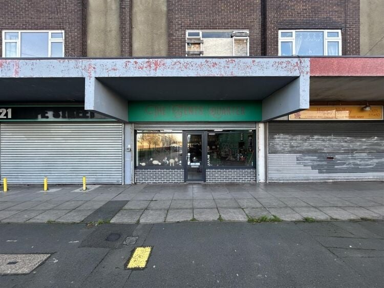 A ground floor e class property of approximately 700 sq ft situated on cottle road in stockwood. the property benefits from roller shutters, suspended Photo 1