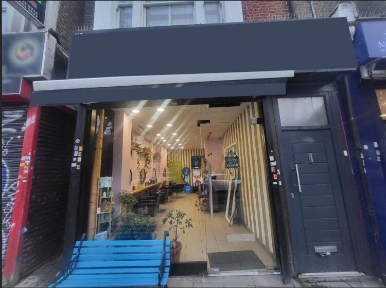 Hair Salon for Sale in North London with Local Clientele and Growth Potential Photo 1