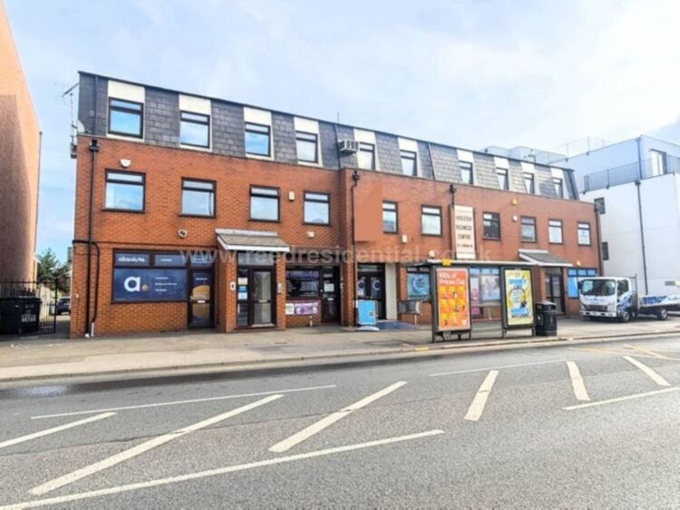 London Road, Benfleet Photo 1