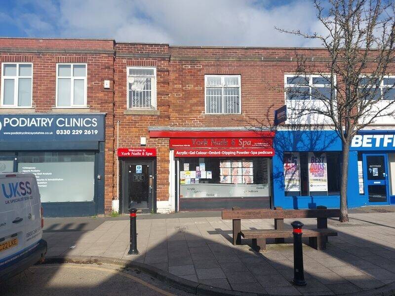 Spacious First Floor Room TO LET above a Nail Bar, Acomb Court, Acomb, York, YO24 3BJ Photo 1