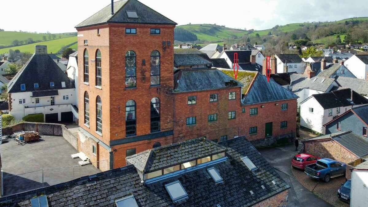 Three Storey Warehouse For Sale in Wiveliscombe, Taunton Somerset with Showrooms and Parking Photo 2