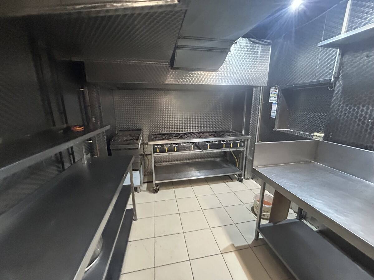 Dark Kitchen  Photo 1