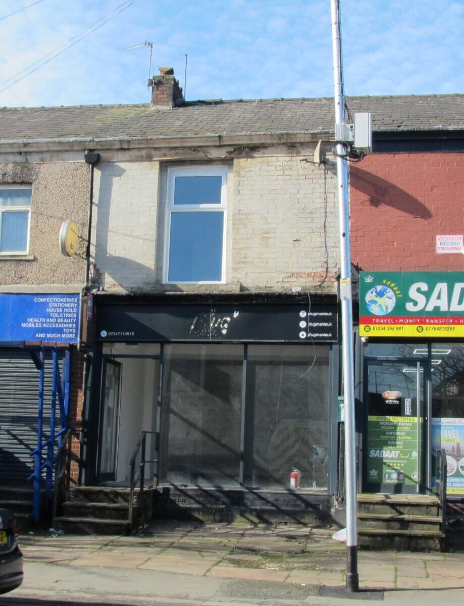 Main Road Retail Shop for Sale in Blackburn Lancashire with Public Parking Available Photo 1