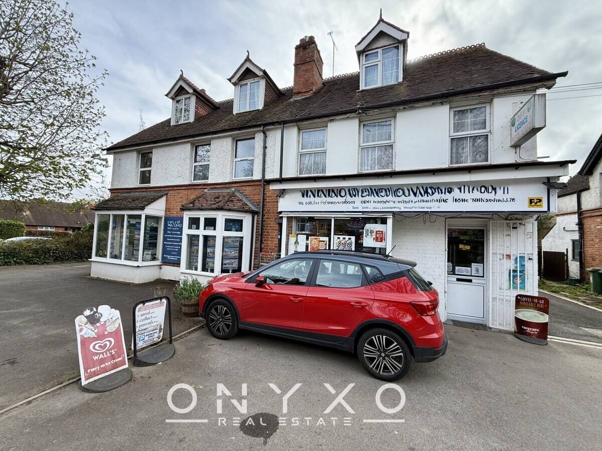 Freehold Village Offlicense and Potential Post Office in Reading, Berkshire Photo 1