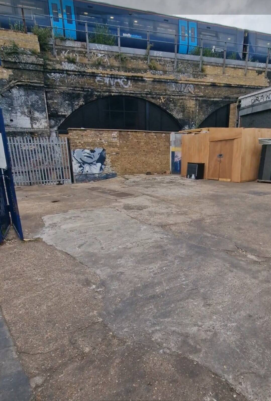 2,400 Sq Ft Land Site for Car Wash Near Southwark and Borough High Street in City of London Photo 2