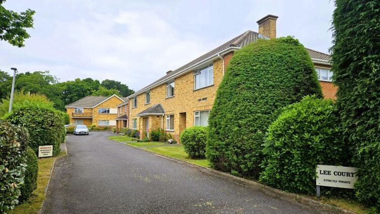 14 Purpose Built Flats on 0.62 Acre Site in Ferndown Dorset Photo 1