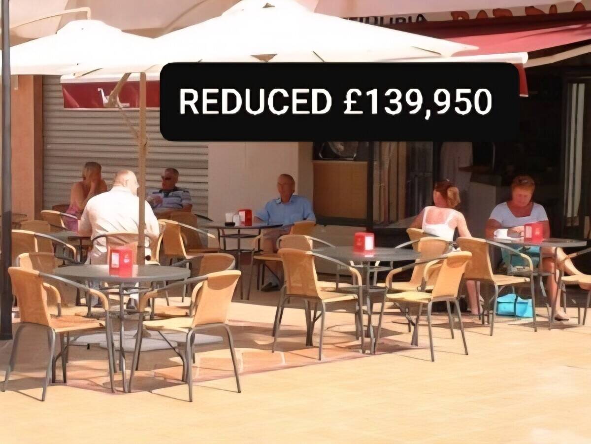 Freehold Café Bar Restaurant for Sale in Nottingham Nottinghamshire Photo 1