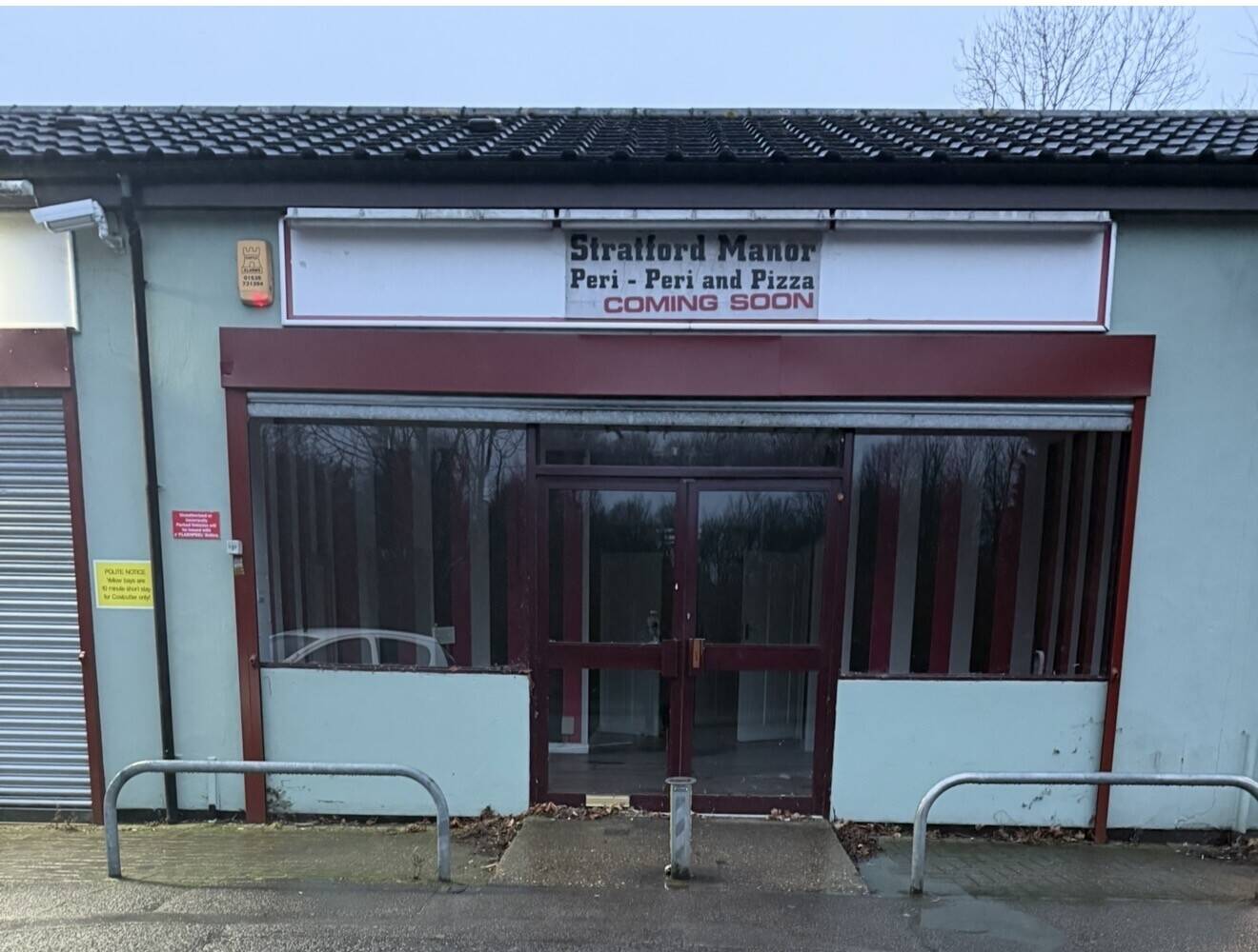 Shop for rent in Milton Keynes Buckinghamshire with new lease and utilities available Photo 1