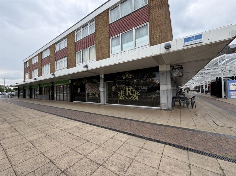 Ground floor restaurant for sale in Yate, Bristol with open dining area and kitchen space. Photo 1