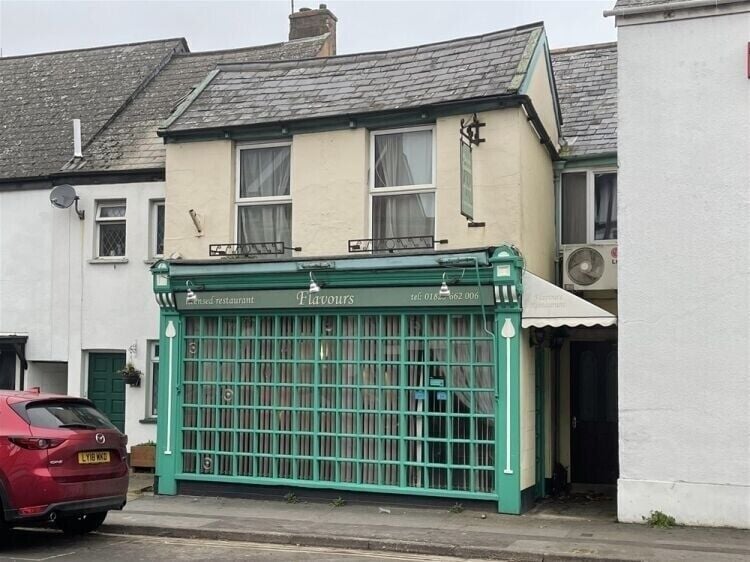 Prime High Street Restaurant Property Available in Expanding Wellington Photo 1