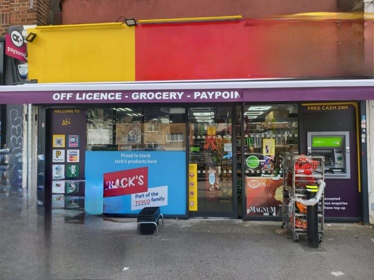 CONVENIENCE STORE/ OFF-LICENSE BUSINESS FOR SALE EAST LONDON With Ref: CS0792 Photo 1