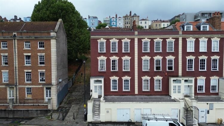 A grade ii listed second floor office situated in a central location on king square, close to bristol city centre. the office provides approximately Photo 1
