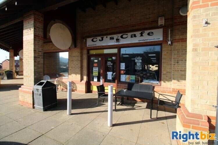 Established Cafe/Bistro in Prime Location in Luton Bedfordshire for Lease Photo 1