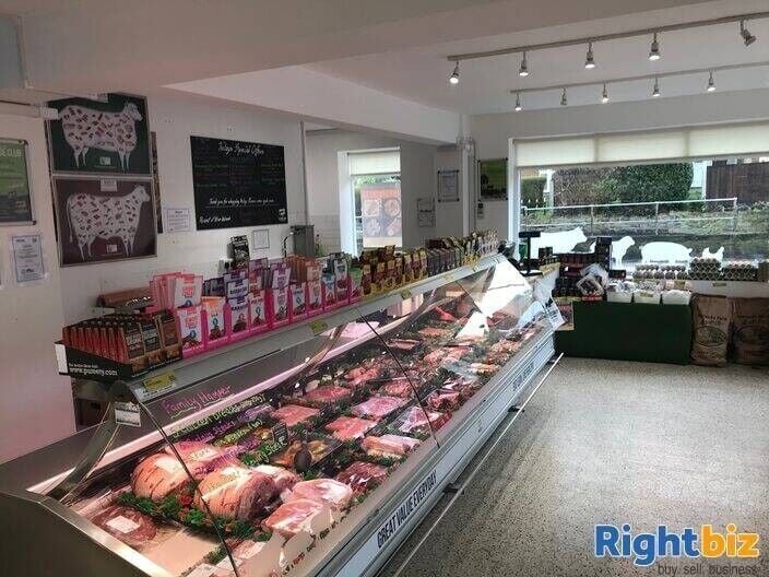 Profitable Sheffield Commercial Property with 2-Bed Apartment and Business Potential Photo 1