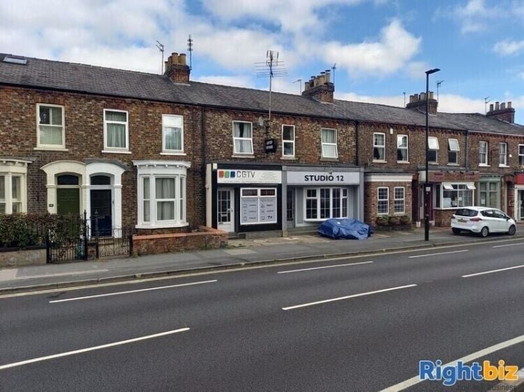 Discounted Investment Opportunity! Mixed Retail and Residential Property in Holgate, York Photo 1