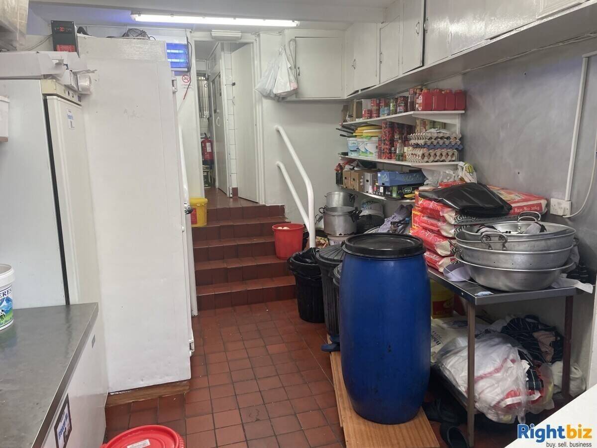 Prime Commercial Property for Lease Directly Opposite Southgate Tube Station Photo 10