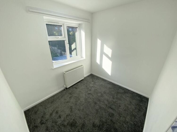 Renovated 5-Bedroom Semi-Detached Property in Desirable Oadby, Leicester LE2 Kendrick Drive Photo 10