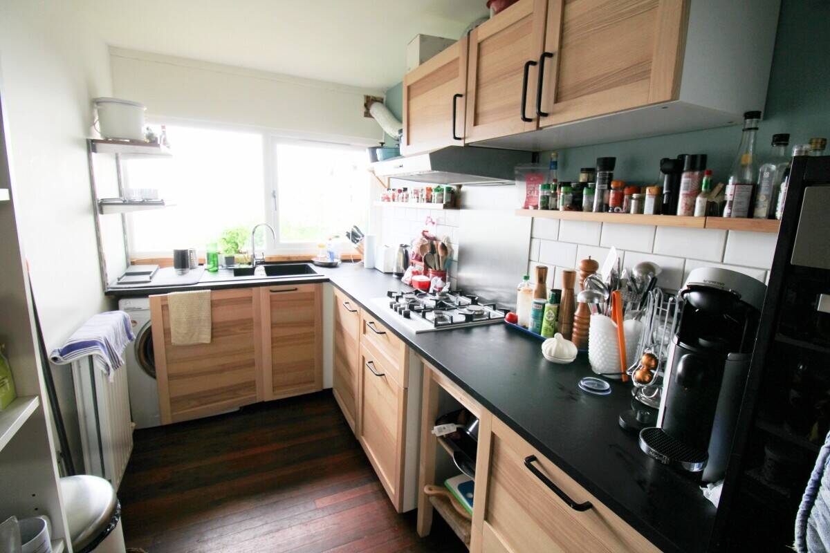 Victorian Villa with 8 Letting Rooms and Owner's Apartment on Thriving Scottish Island Photo 10