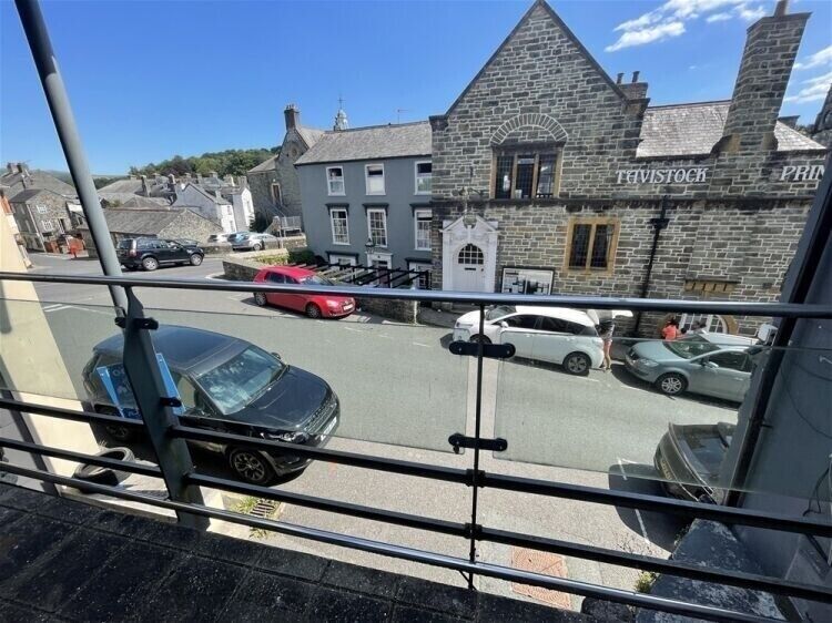 Former Commercial Tavistock Property, Approved for 3-Bedroom House Conversion, Up for Auction Photo 10