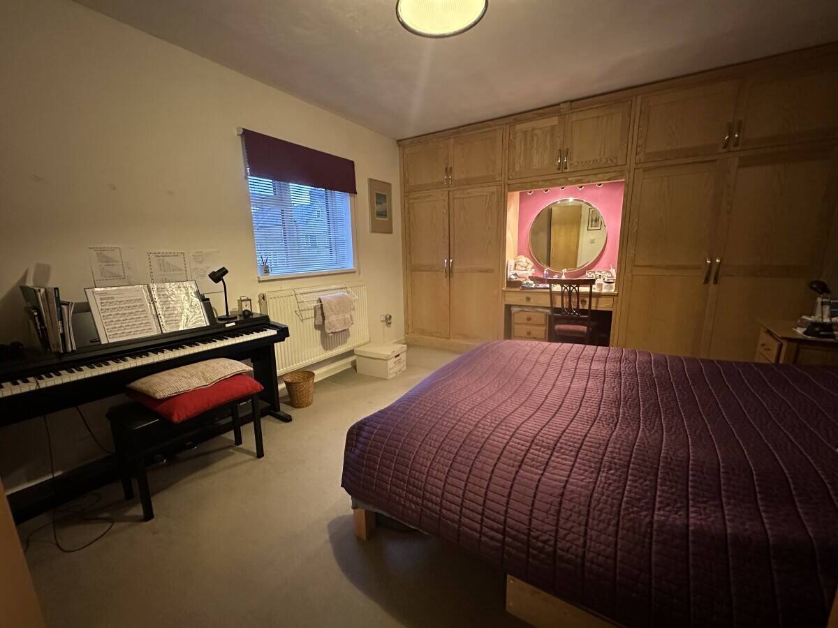 Prime Multi-Purpose Property in Buxton - Renovated Luxury Apartment and Commercial Spaces Awaits New Photo 10