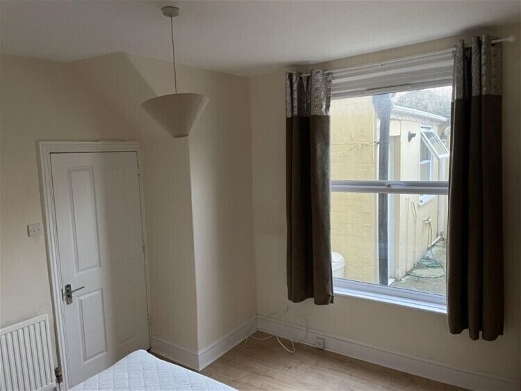 Fully Refurbished 5 Bedroom HMO Property in Barnstaple, Devon with High Rental Potential for Sale Photo 10