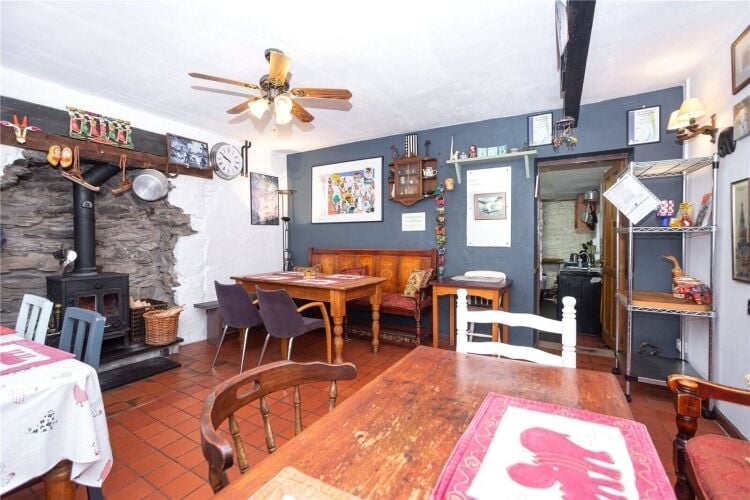 Charming Bed & Breakfast in Heart of Snowdonia National Park, Ideal for Outdoor Enthusiasts Photo 10