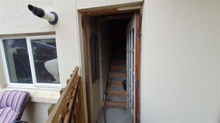 Bid on Promising Mixed-Use Investment Property, Centrally Located in Newton Abbot, Near Railway Sta Photo 10