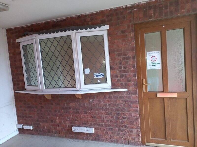 Spacious Workshop Space in Huntington, York Available for Rent or Sale Photo 10